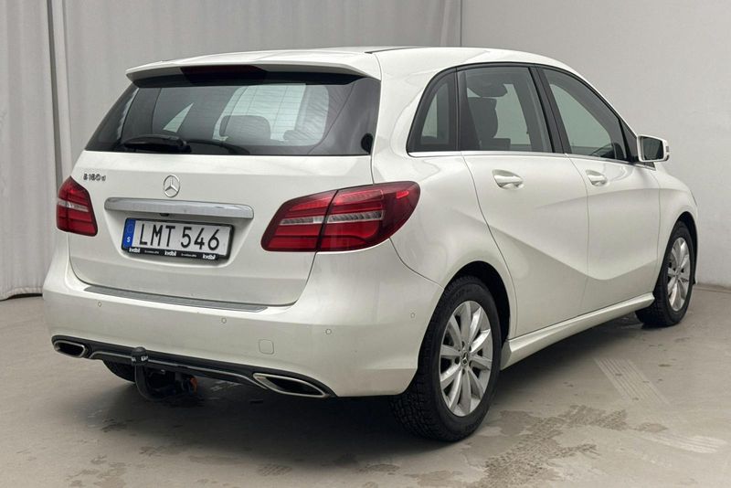 Mercedes B180 bild 3
