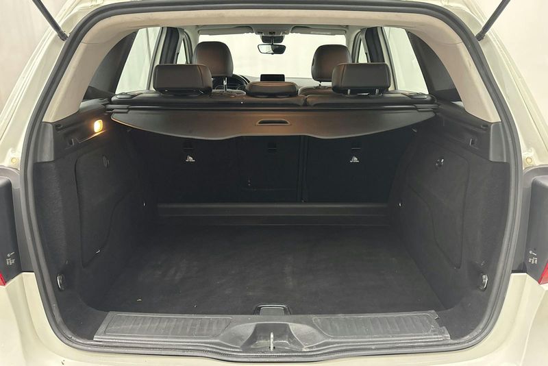 Mercedes B180 bild 9