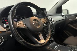 Mercedes B180 bild 14