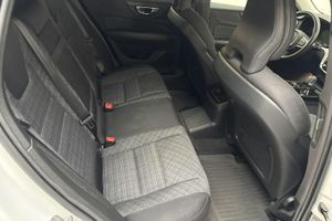 Volvo V60 bild 8