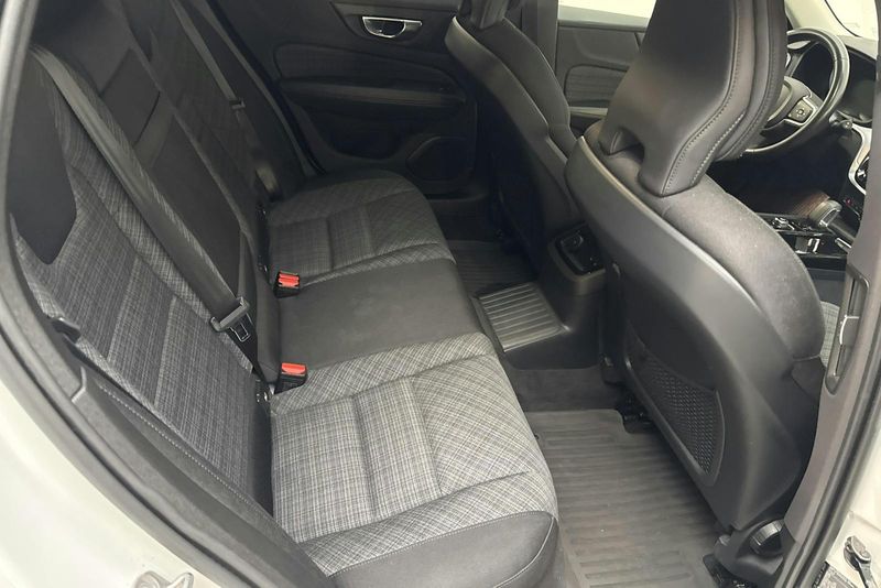 Volvo V60 bild 8
