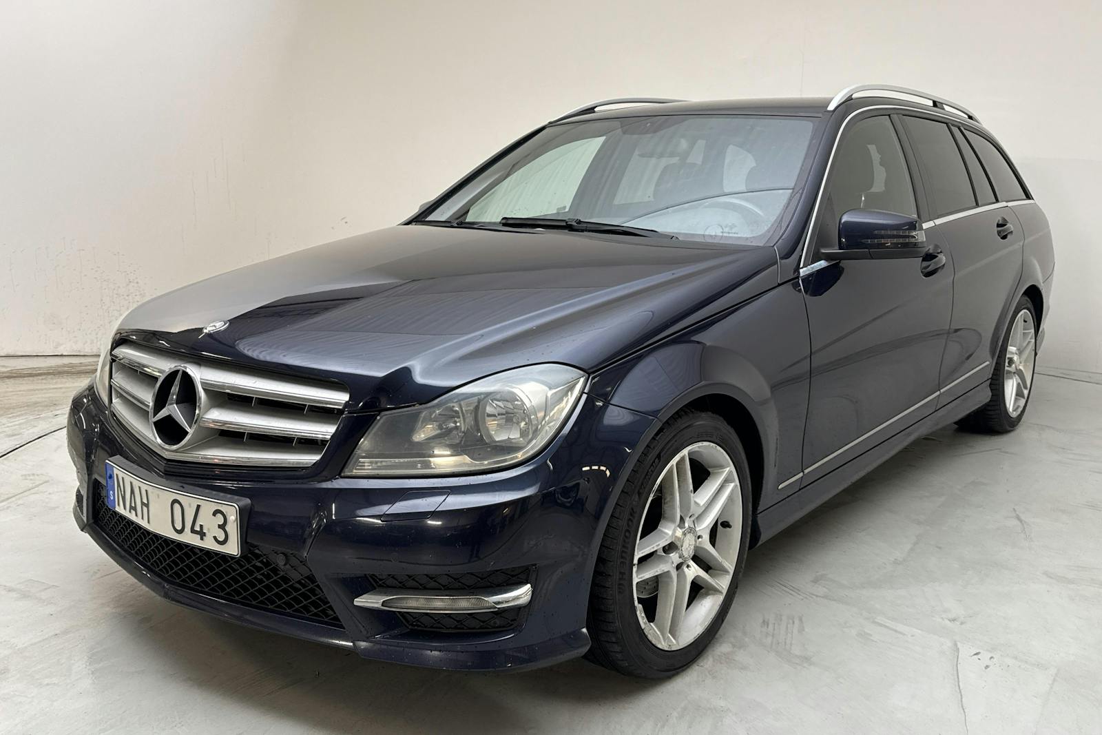 Mercedes C200