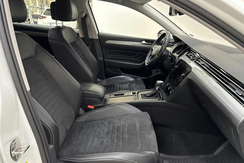 Volkswagen Passat bild 7