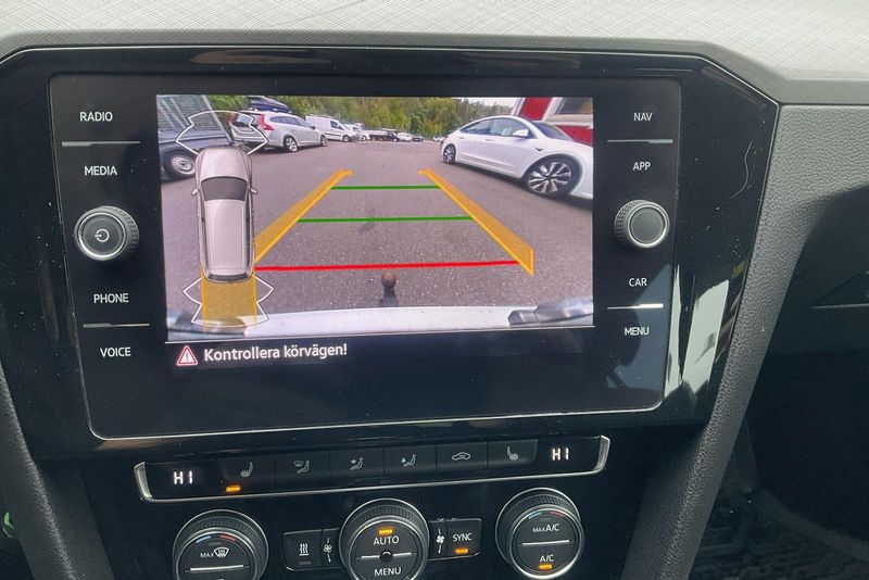 Volkswagen Passat bild 12