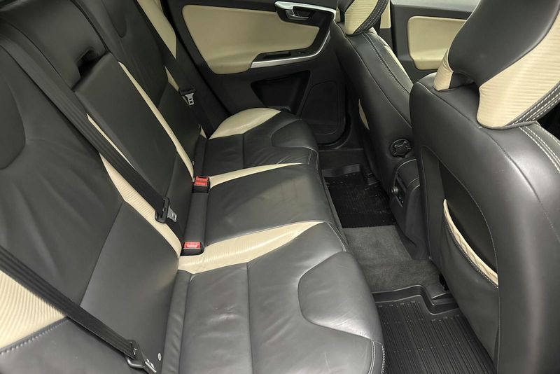 Volvo XC60 bild 8