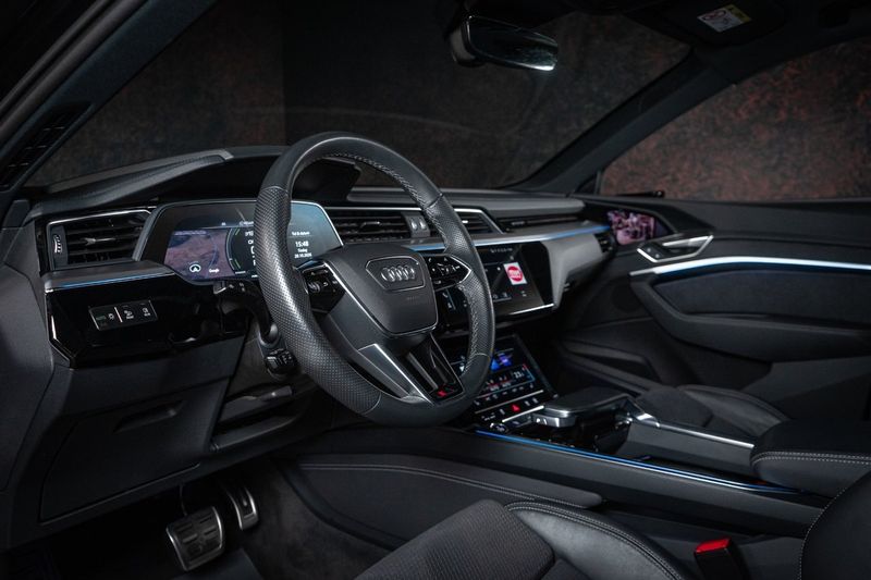 Audi Q8 e-tron bild 15