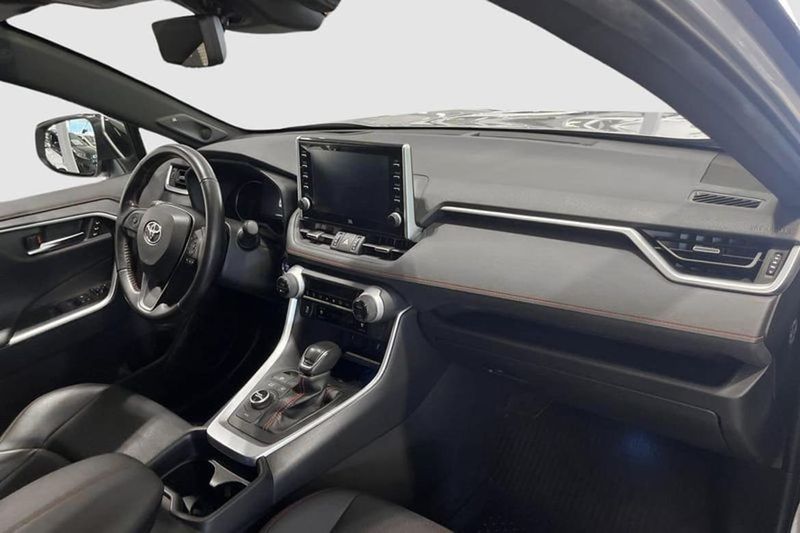 Toyota RAV4 bild 8