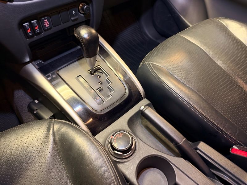 Mitsubishi L200 bild 22