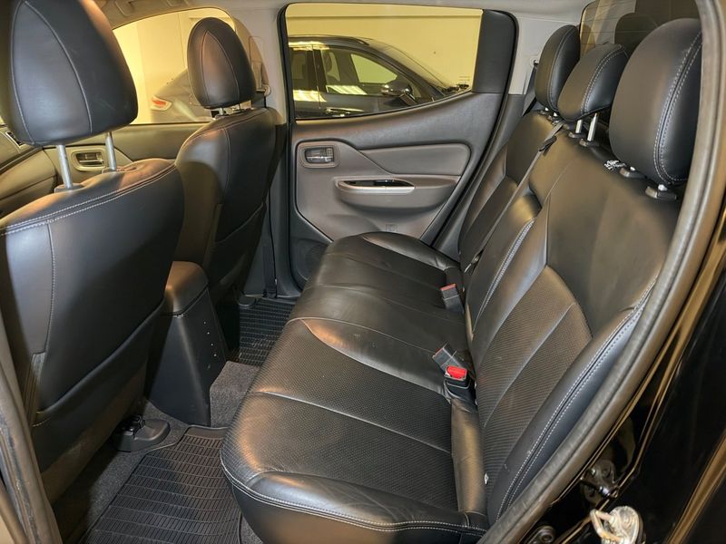 Mitsubishi L200 bild 23