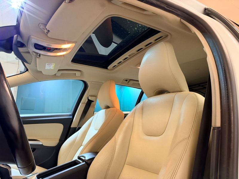 Volvo V60 bild 11