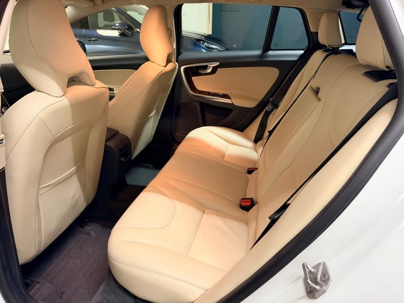 Volvo V60 bild 23