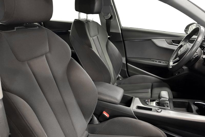 Audi A4 bild 14