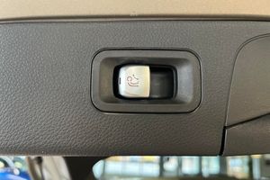Mercedes GLC300 bild 16