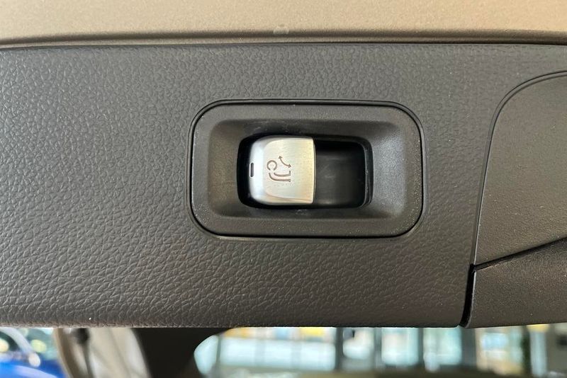 Mercedes GLC300 bild 16