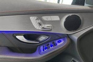 Mercedes GLC300 bild 18