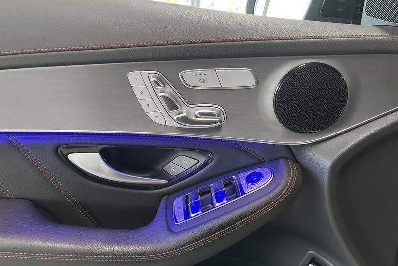 Mercedes GLC300 bild 18
