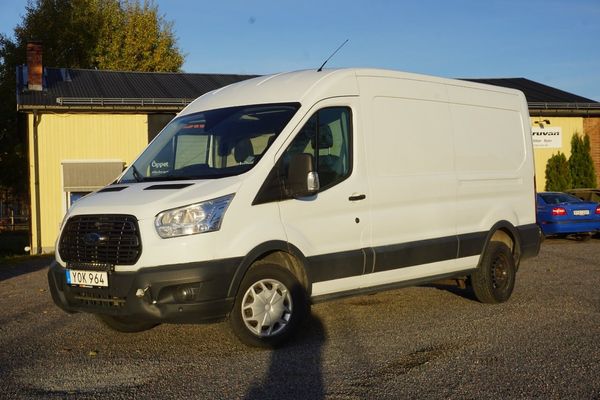 Ford Transit 350 2.0 TDCi 170 hk L3H2 Skåp Nybes/Dragkrok/Värmare - 2018