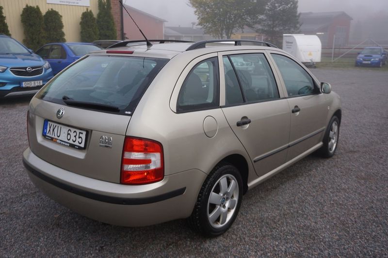 Skoda Fabia bild 2