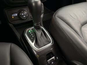 Jeep Renegade bild 26