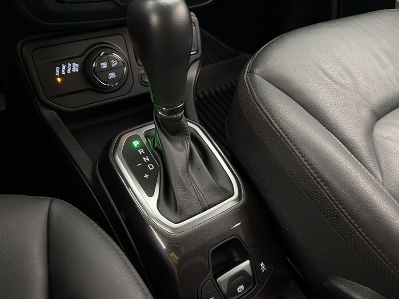 Jeep Renegade bild 26