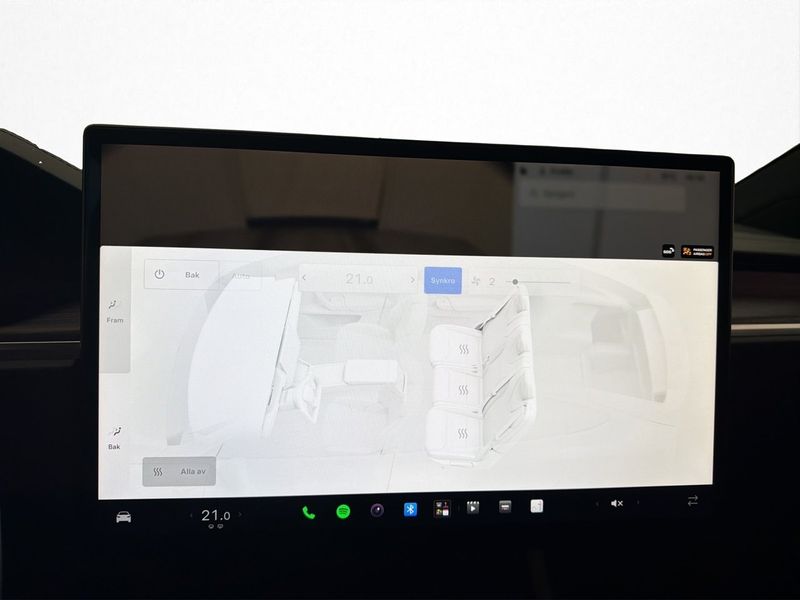 Tesla Model X bild 21