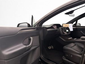 Tesla Model X bild 37