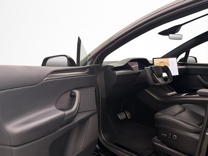 Tesla Model X bild 37