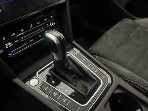 Volkswagen Passat bild 26