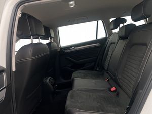 Volkswagen Passat bild 13