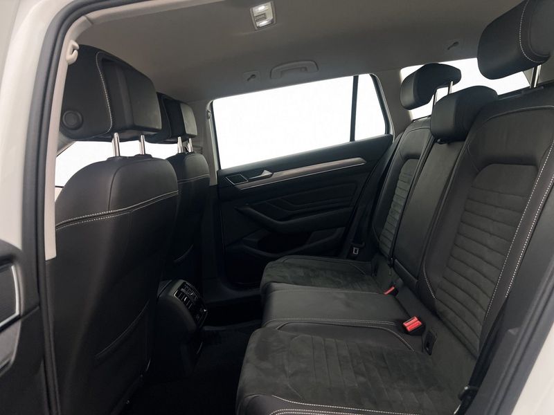 Volkswagen Passat bild 13