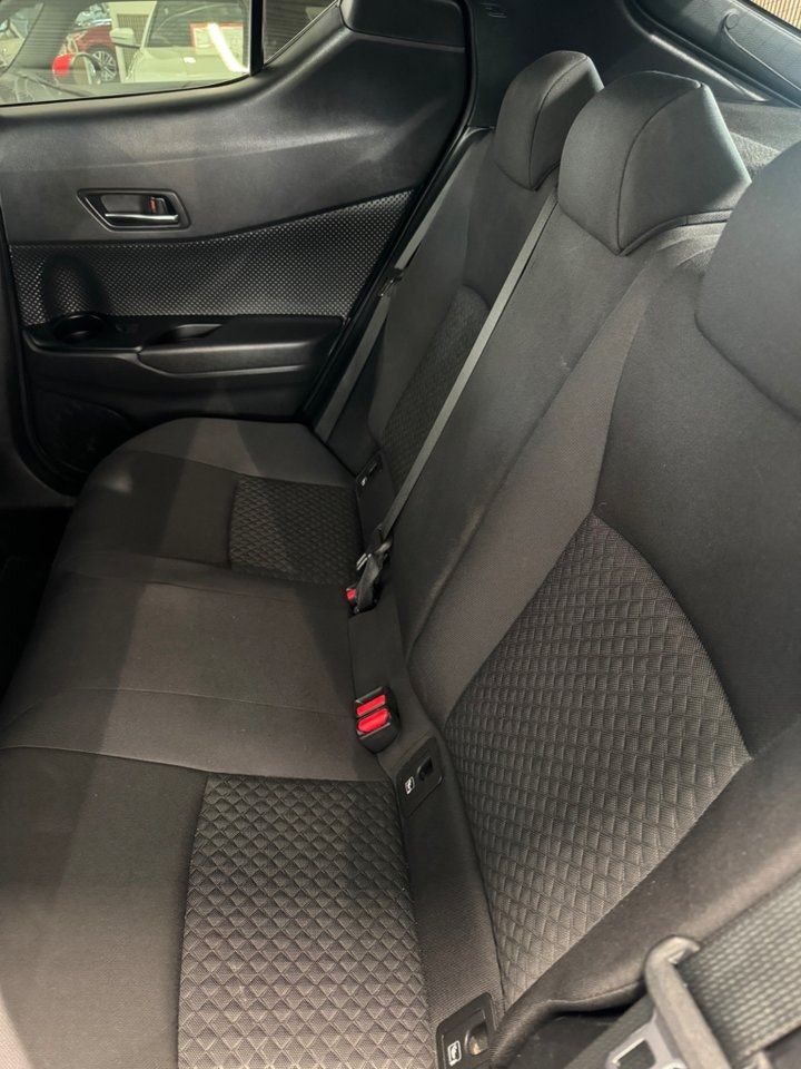 Toyota C-HR bild 11