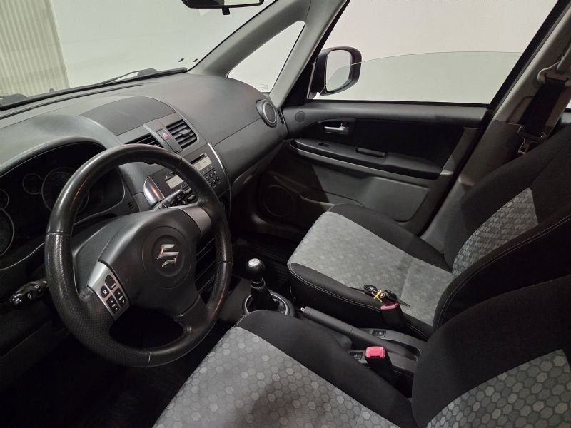 Suzuki SX4 bild 10