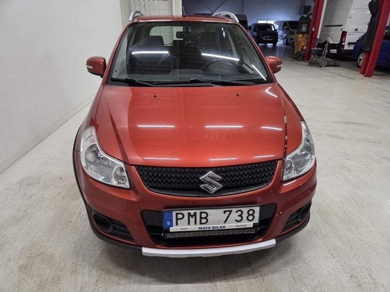 Suzuki SX4 bild 2