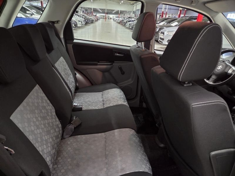 Suzuki SX4 bild 5