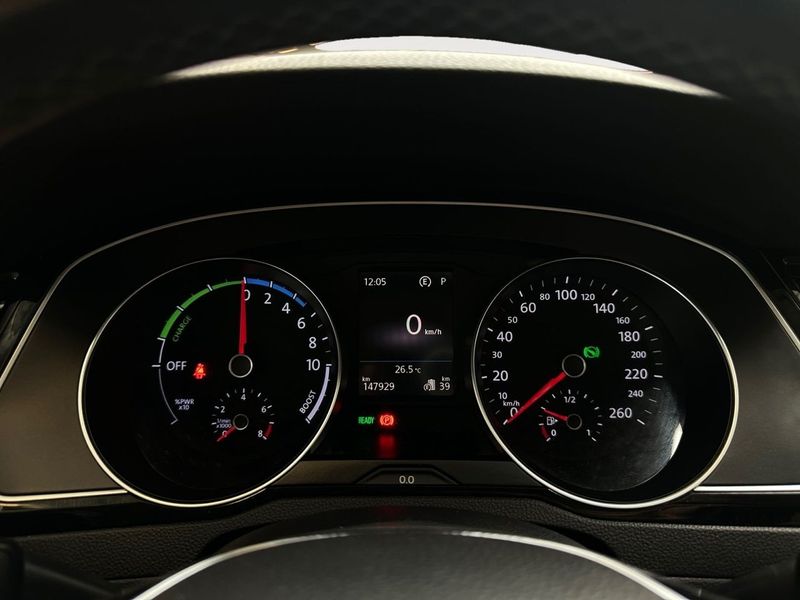 Volkswagen Passat bild 13