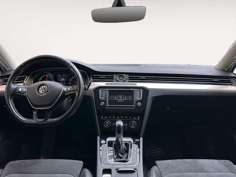 Volkswagen Passat bild 11
