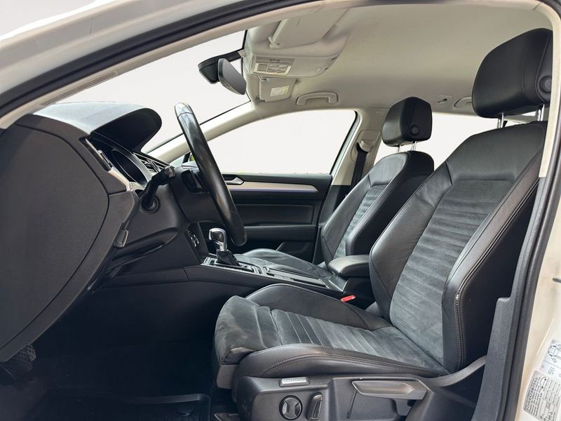 Volkswagen Passat bild 10