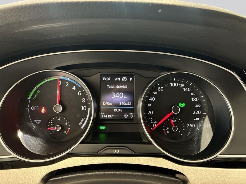 Volkswagen Passat bild 11