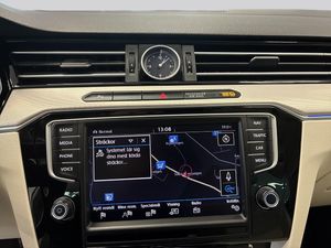 Volkswagen Passat bild 13