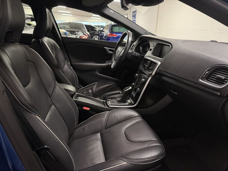 Volvo V40 bild 12
