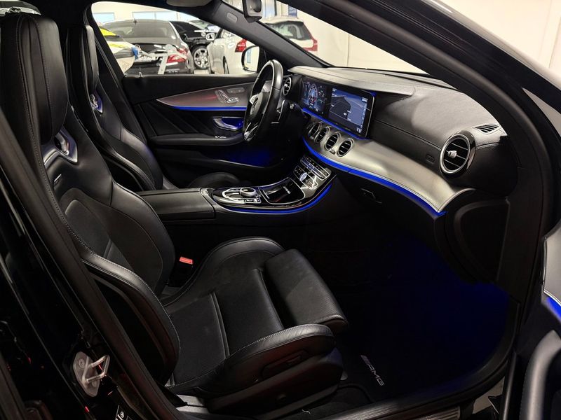 Mercedes E63 AMG bild 8