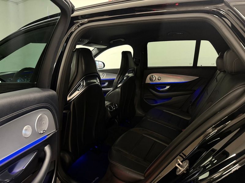 Mercedes E63 AMG bild 14