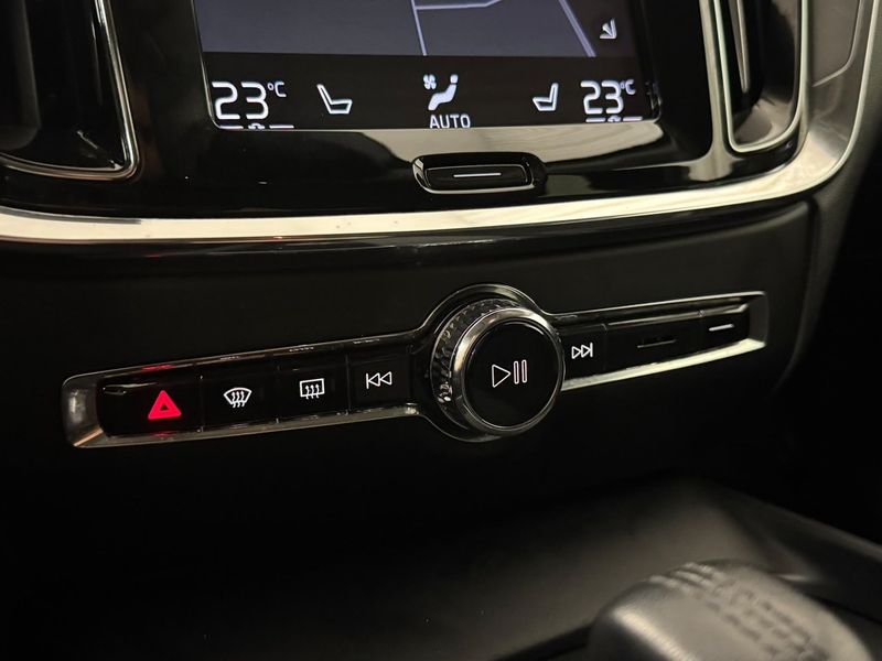 Volvo V60 bild 24