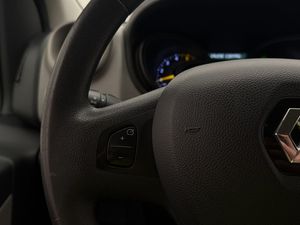 Renault Trafic bild 19