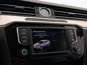 Volkswagen Passat bild 17