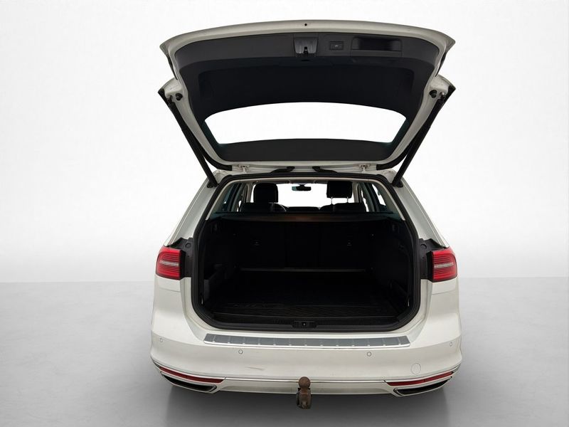 Volkswagen Passat bild 10