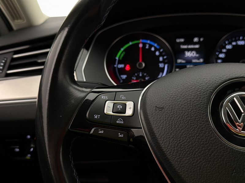 Volkswagen Passat bild 22