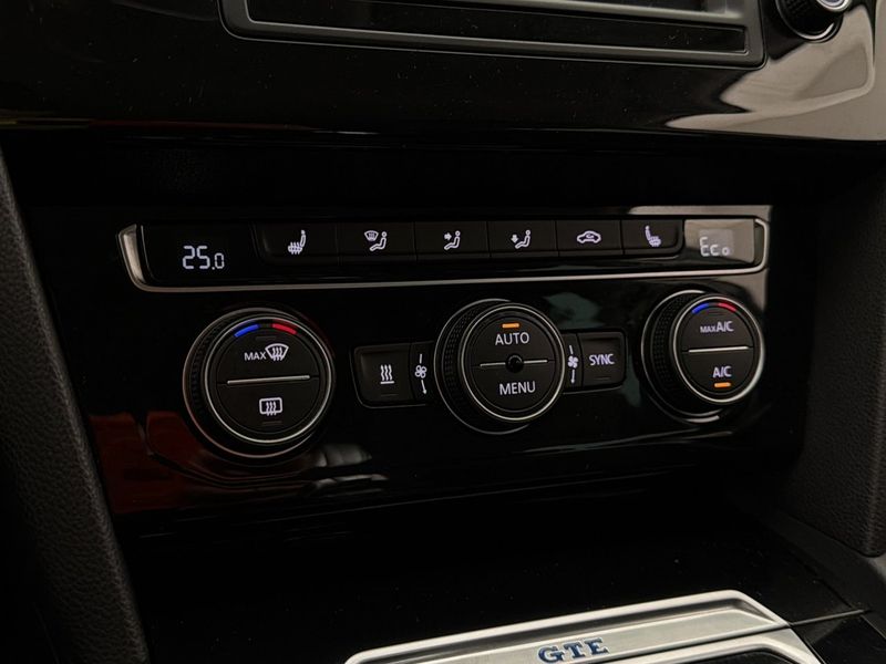 Volkswagen Passat bild 18