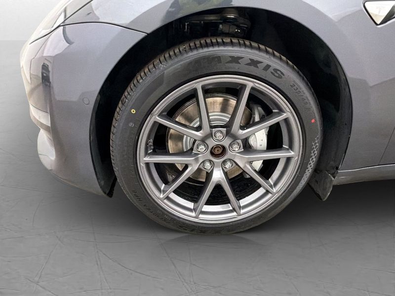 Tesla Model 3 bild 27