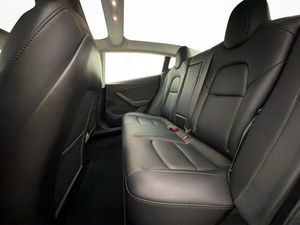 Tesla Model 3 bild 26